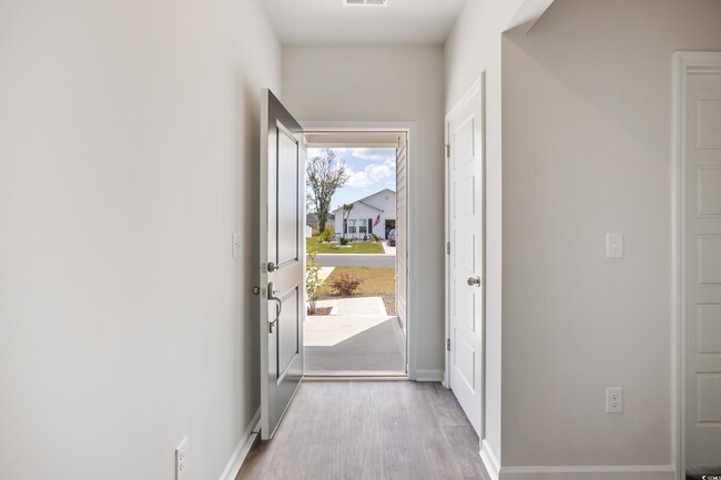 Building Photo - 1019 Canter Dr