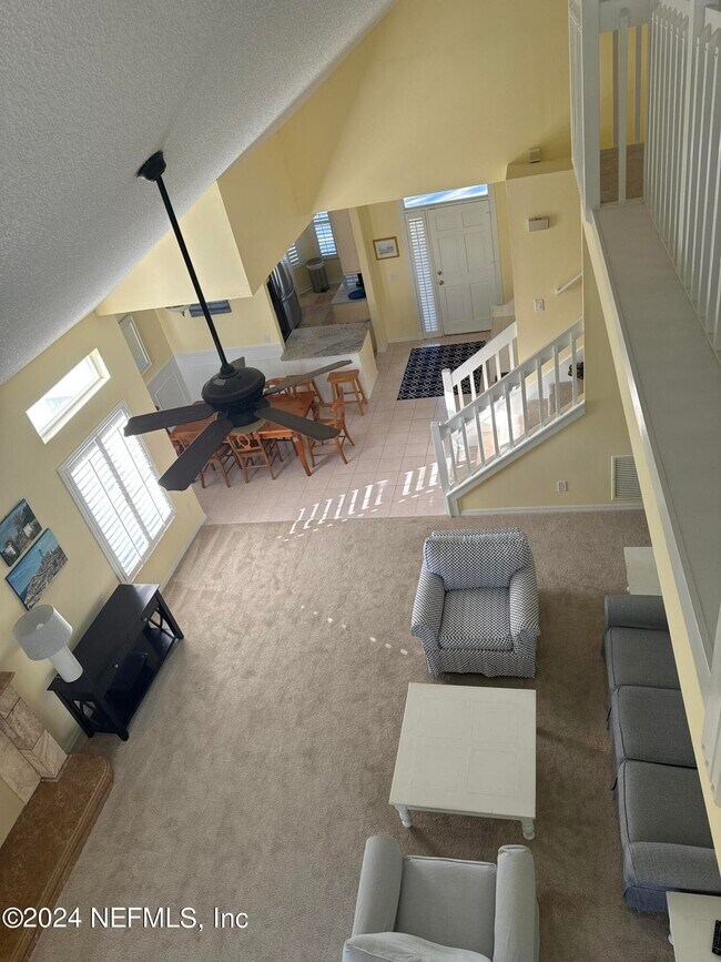 Building Photo - 264 Kingston Dr