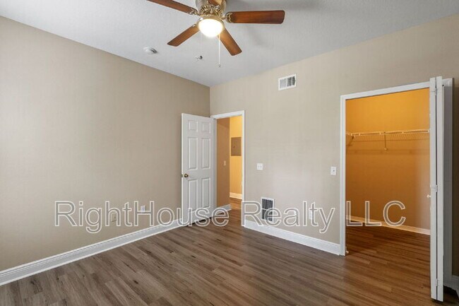 Building Photo - 130 Southern Pecan Cir