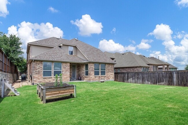 Building Photo - 1714 Emerald Bay Ln