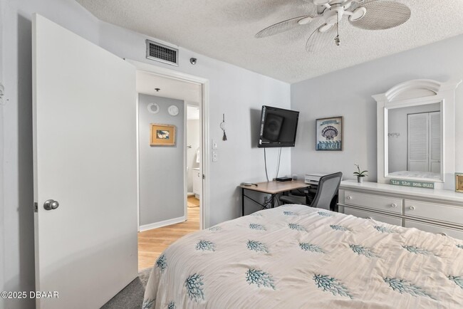 Building Photo - 3023 S Atlantic Ave