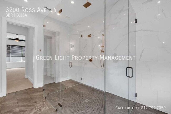 Building Photo - 3200 Ross Ave