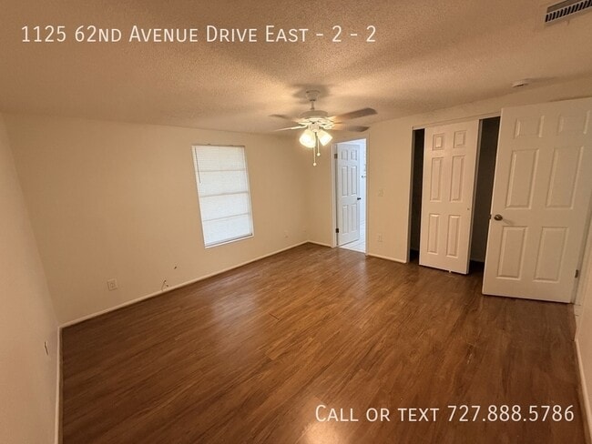 Building Photo - 1125 62nd Ave Dr E