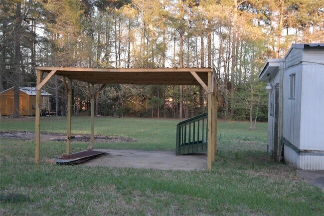 Building Photo - 9861 Rebecca Ln