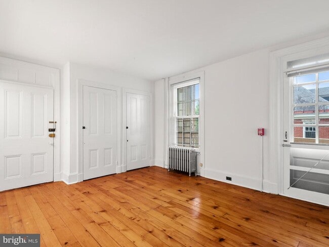 Building Photo - 318 N Matlack St