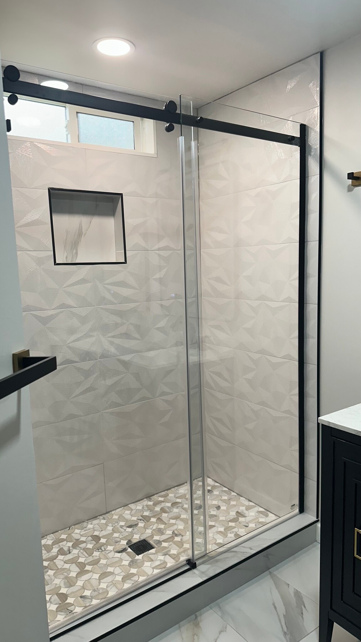 Building Photo - 3911 Victory Dr SW