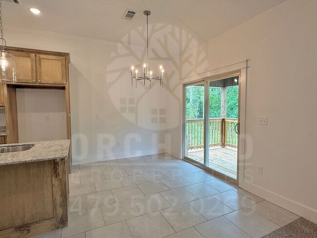 Building Photo - Single-Family Home- 2 Bed/ 2 Bath w/ Hobby...