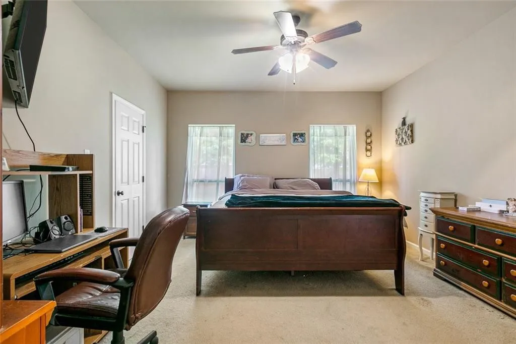 Building Photo - 28453 Apple Blossom Ln