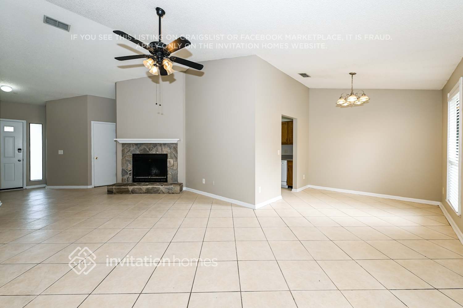 Building Photo - 3862 English Colony Dr N