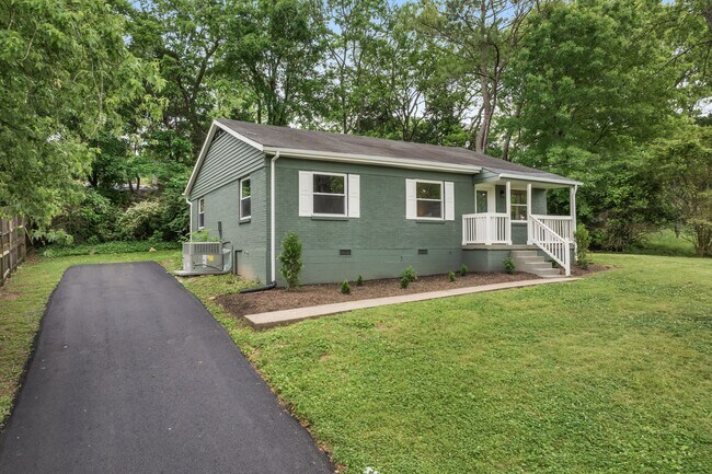 Building Photo - 102 Ridgecrest Dr