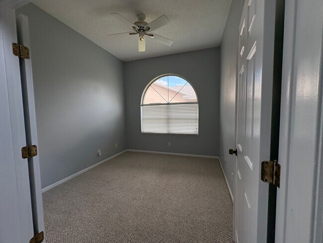 Building Photo - 4/3.5 Home at Eagle Lending