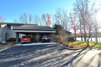Building Photo - LAKEFRONT AND ONE LEVEL *Utilities Include...