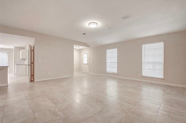 Building Photo - 1502 Park Wind Dr
