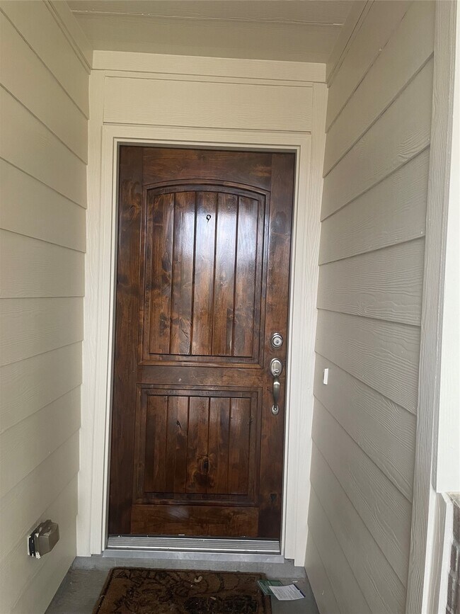 Building Photo - 17934 Royal Gate Ln