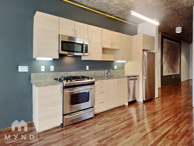 Building Photo - 1818 L St