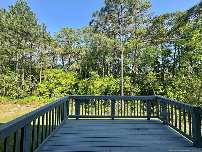 Building Photo - 337 English Oak Dr
