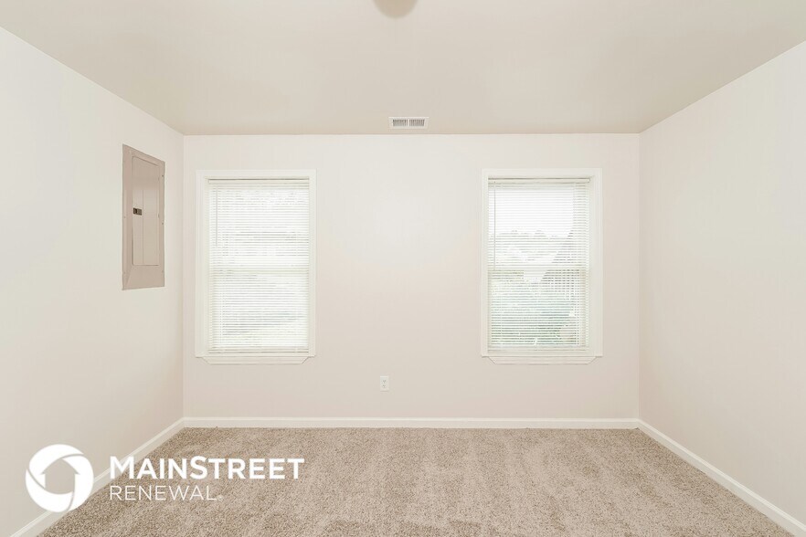 Building Photo - 975 Moonlite Dr