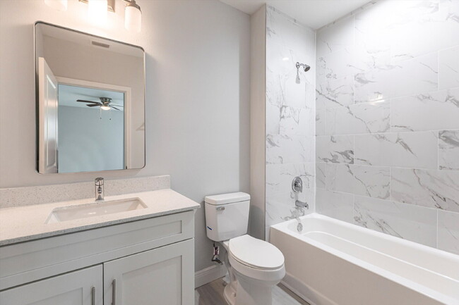 Building Photo - BRAND NEW Construction, 3 bed / 2 bath Ren...