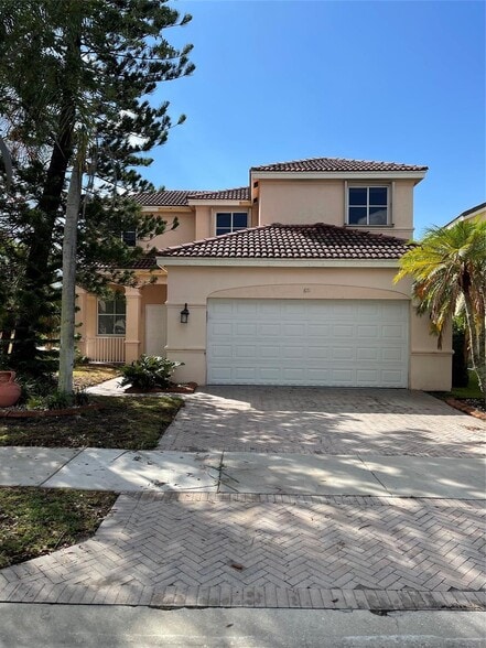 Primary Photo - 671 Vista Meadows Dr