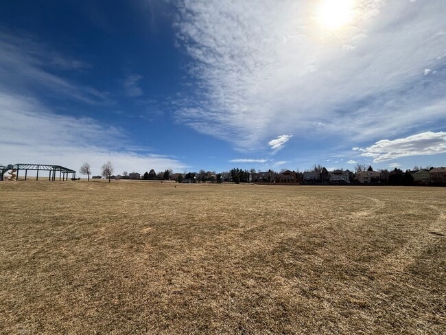 Building Photo - Cozy 3-bed, 2.5-bath home in desirable Stetson Ridge.