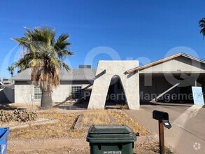 Building Photo - 4042 E Burgess Ln