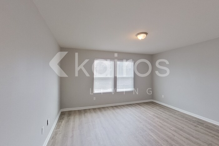 Building Photo - 21664 Yosemite Blvd