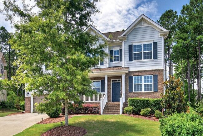 Building Photo - “5-Bedroom Home with Bonus Room & Resort-S...