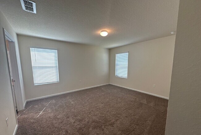 Building Photo - Cross Creek Community, Green Cove Springs Newer Home, Available For Rent