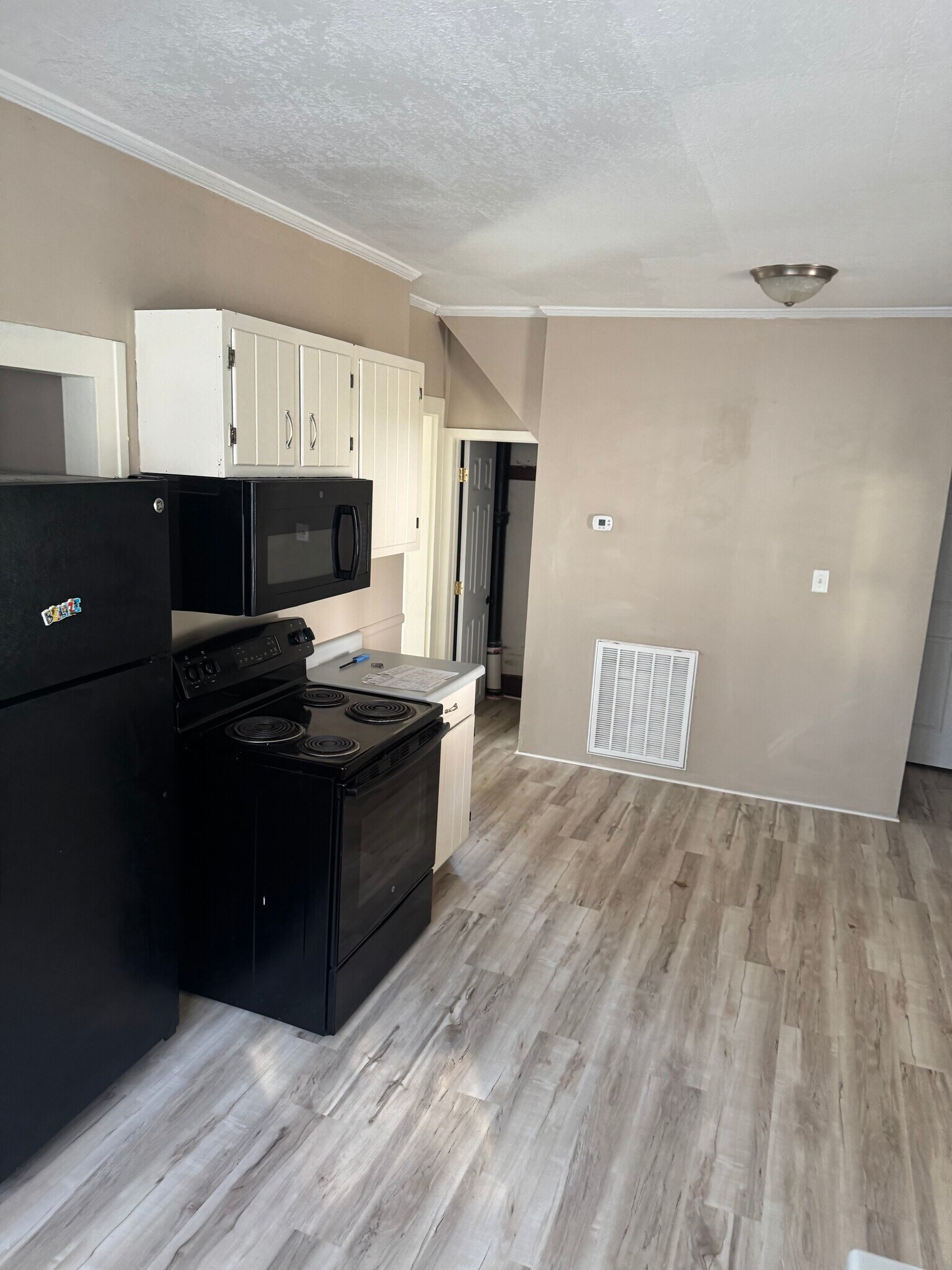 Building Photo - 1832 Franklin Ave