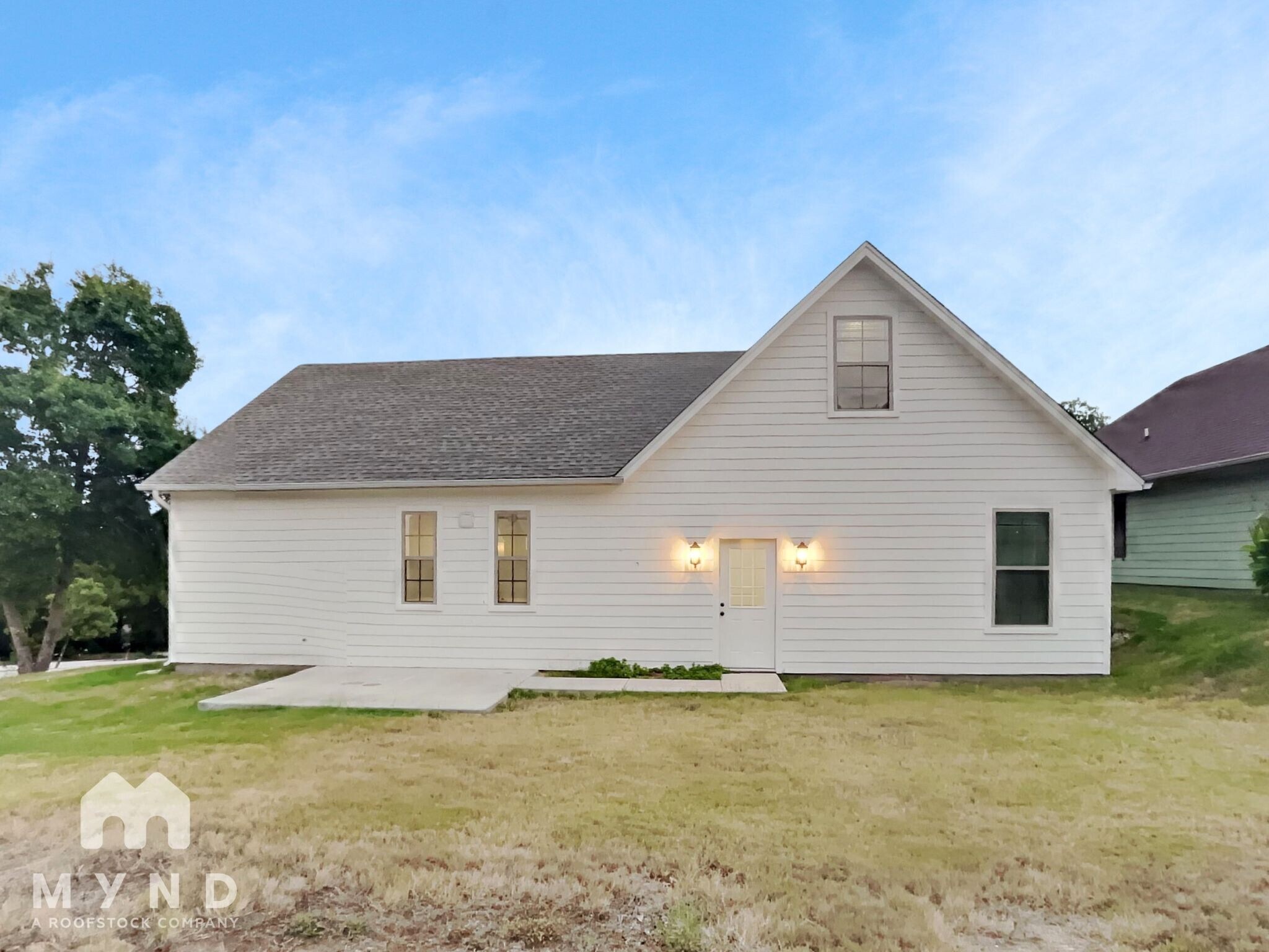 Building Photo - 1206 Comanche Cove Dr