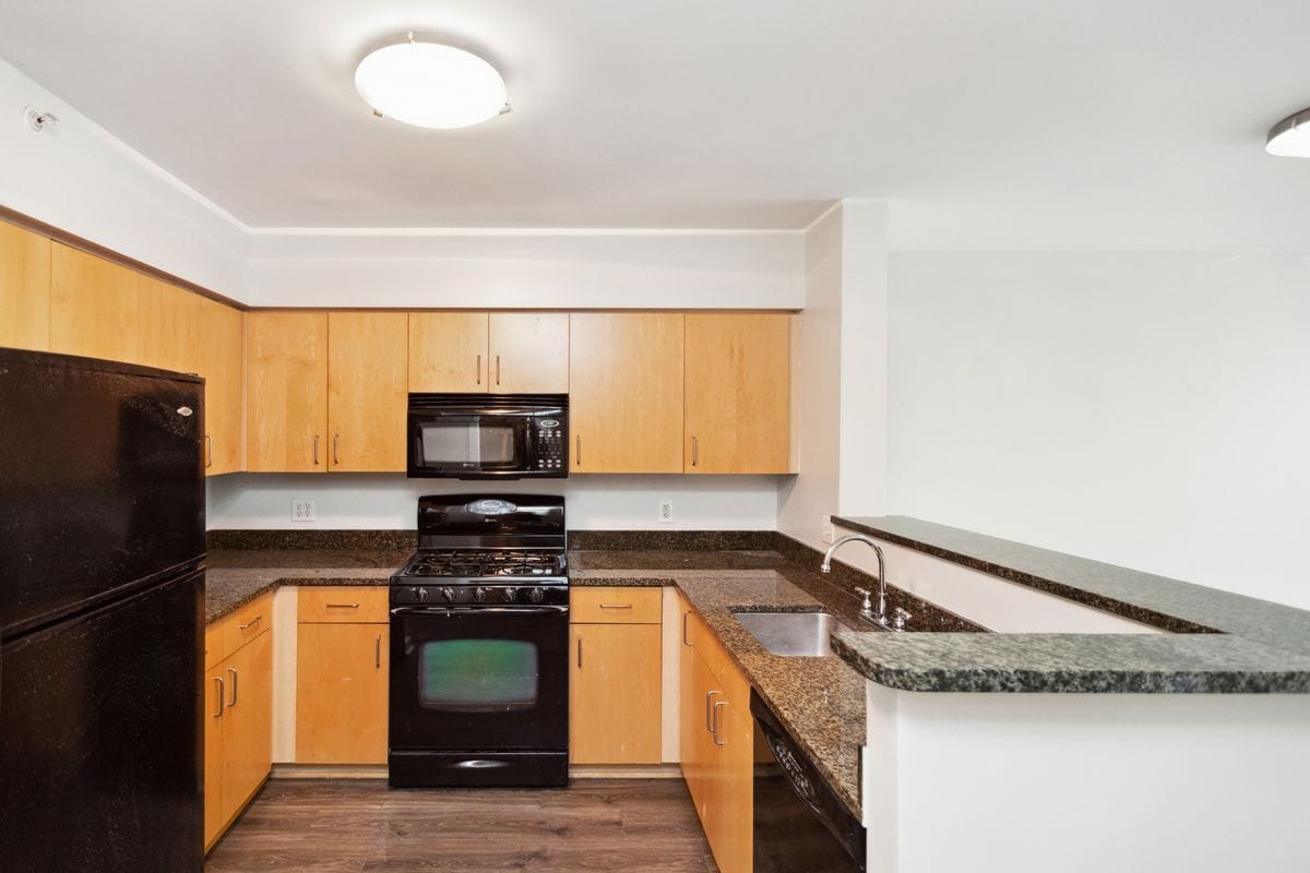 Building Photo - 1000 New Jersey Ave SE