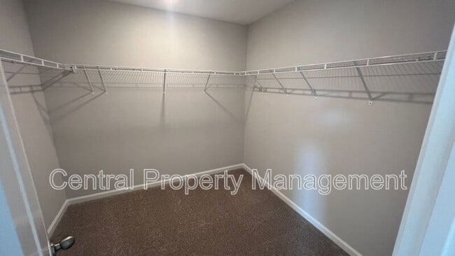 Building Photo - 505 Pennystone Ln