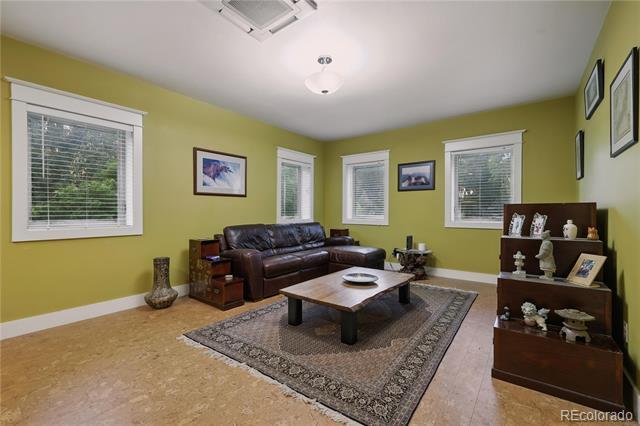 Building Photo - 514 E Bijou St