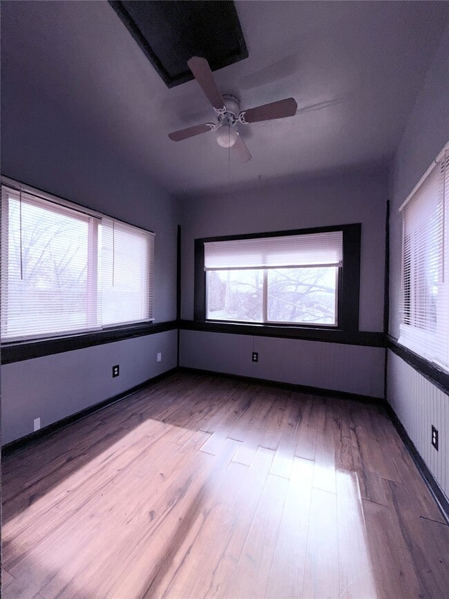 Building Photo - 4640 Carter Ave