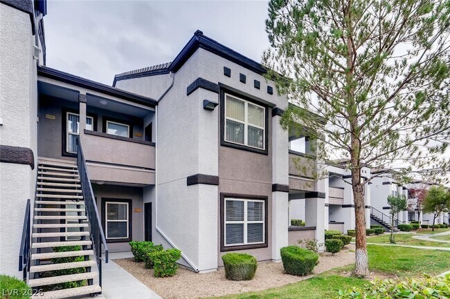 Building Photo - 7255 W Sunset Rd