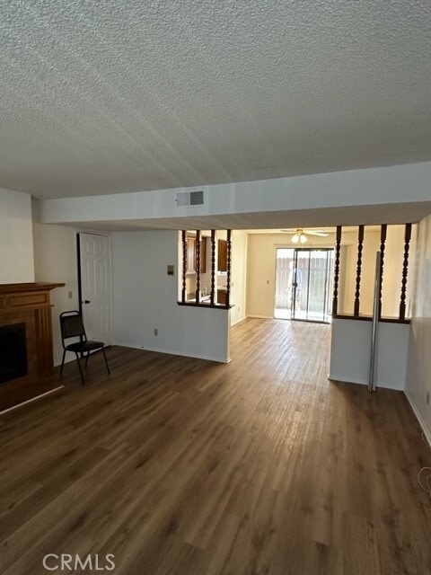 Building Photo - 437 Ivy St