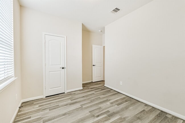 Building Photo - 7642 Dusty Melody Ln