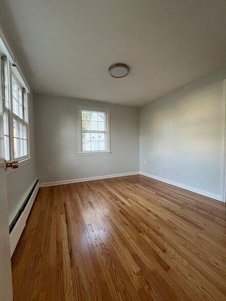 Building Photo - 116 Woodhill Rd