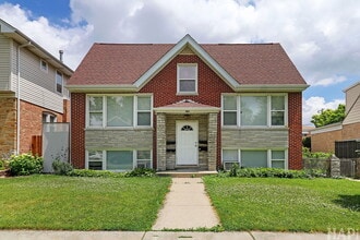 Building Photo - 2735 N 73rd Ct
