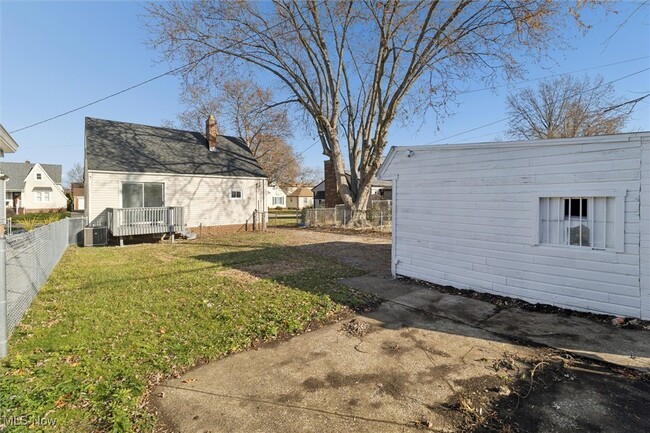 Building Photo - 2531 North Ave