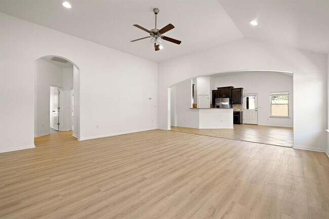 Building Photo - 2008 Gabrielles Way