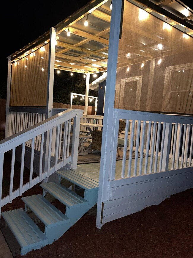 Building Photo - 411 N D St