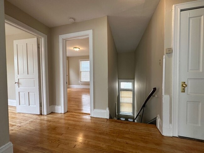 Building Photo - 2724-2726 N Murray Duplex