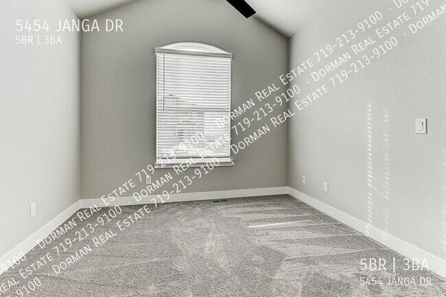 Building Photo - 5454 Janga Dr