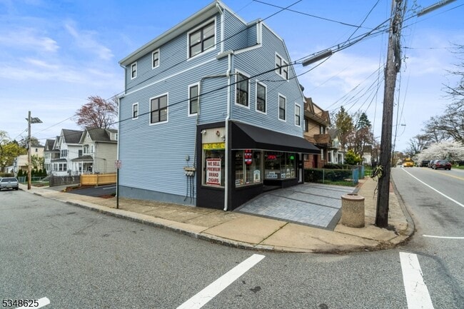 Building Photo - 167 Harrison Ave