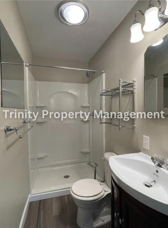 Building Photo - 305 Michael St