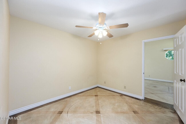 Building Photo - 208 Deerwalk Pl