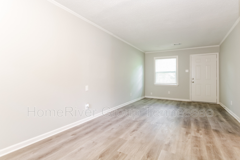 Building Photo - 4113 Willowview Ave