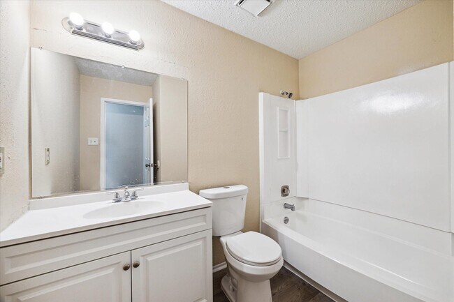 Building Photo - 23239 Prairie Bird Dr