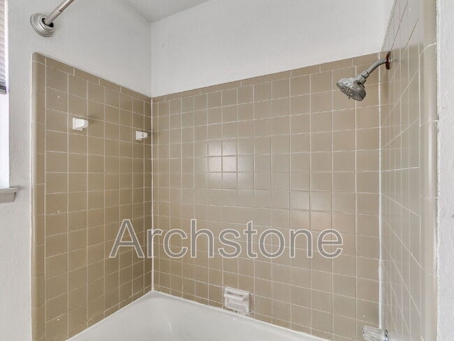 Building Photo - 4506 NW 26th St